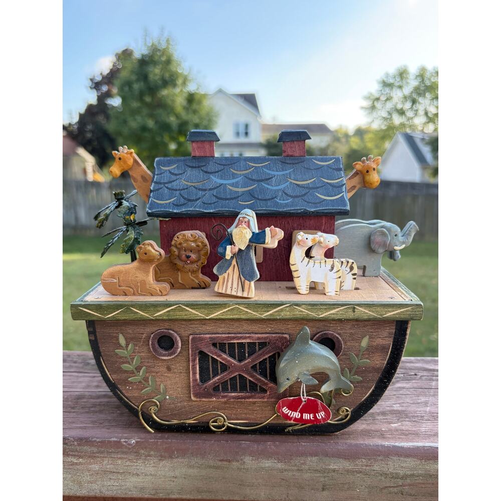 Vintage 1999 Wooden Noah's Ark Animated Music Box - Plays Merry Christmas -Works